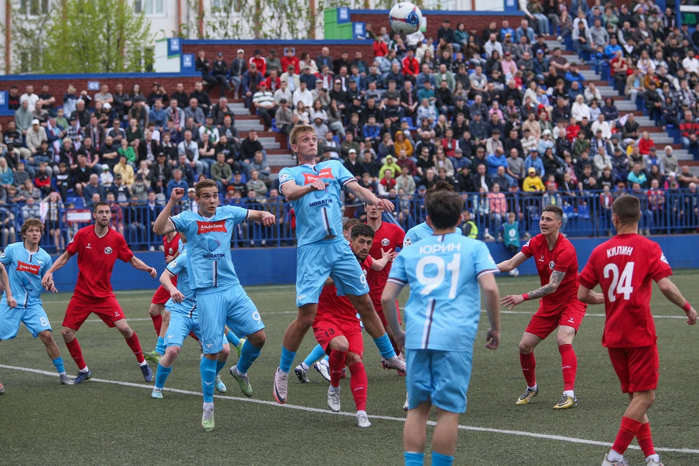 Домашняя игра с амбициозными томичами