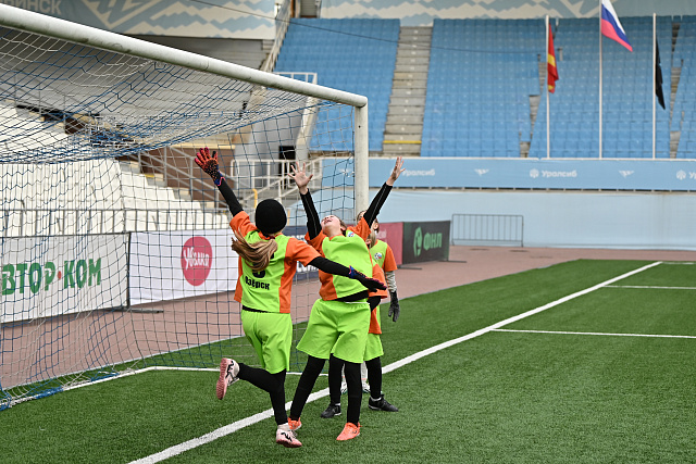 ФК «Челябинск» feat. «Новатэк»