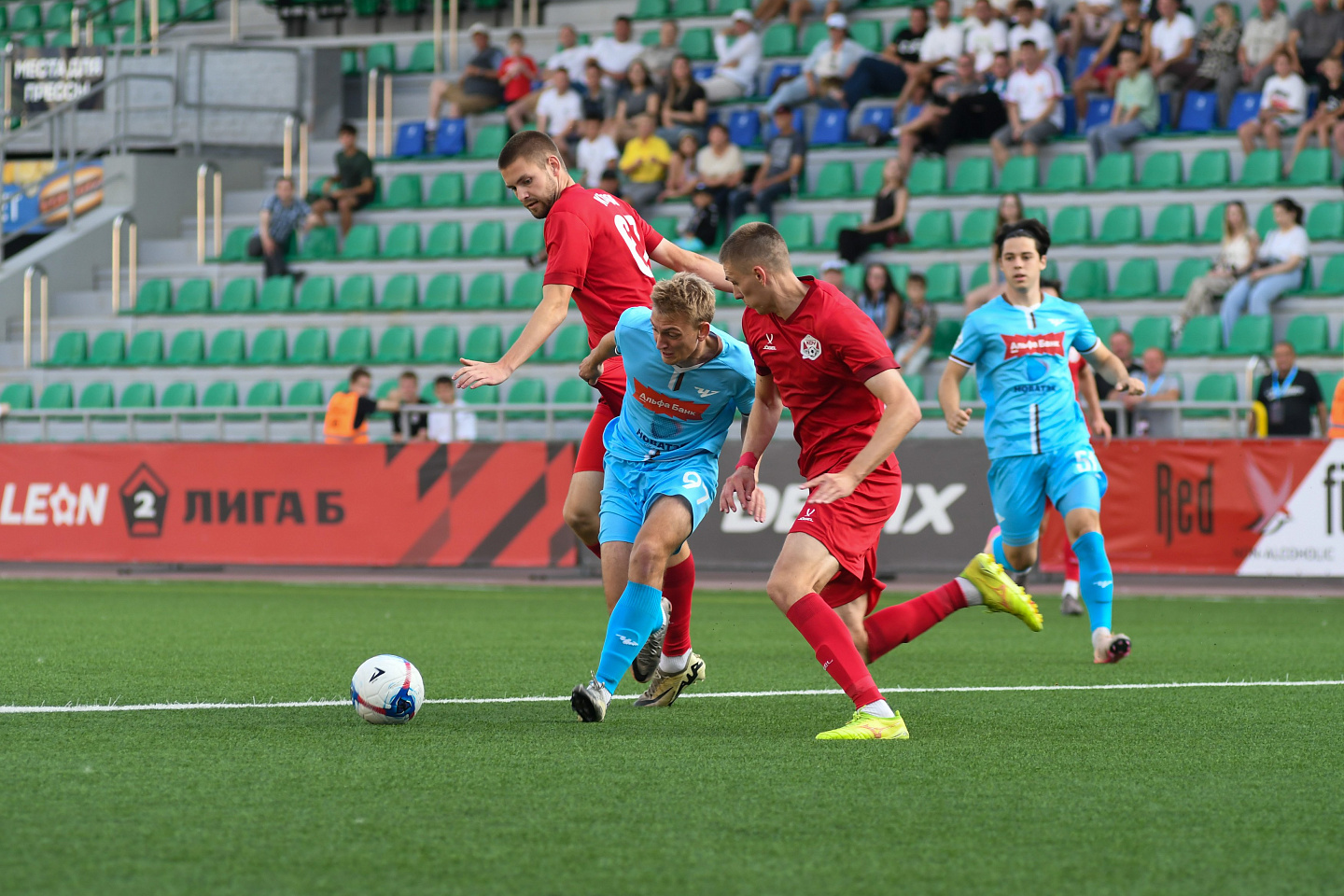 Минимально уступаем дома