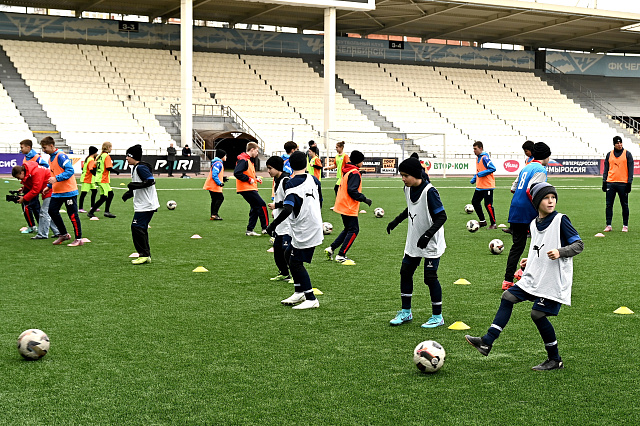 ФК «Челябинск» feat. «Новатэк»